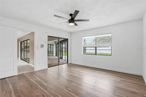 1012 Redbud Circle Plant City FL 33563