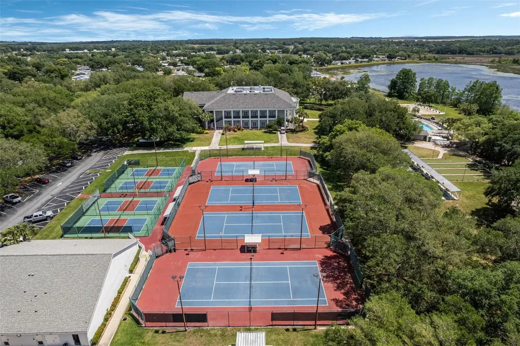 5081 El Destino Drive Leesburg FL 34748