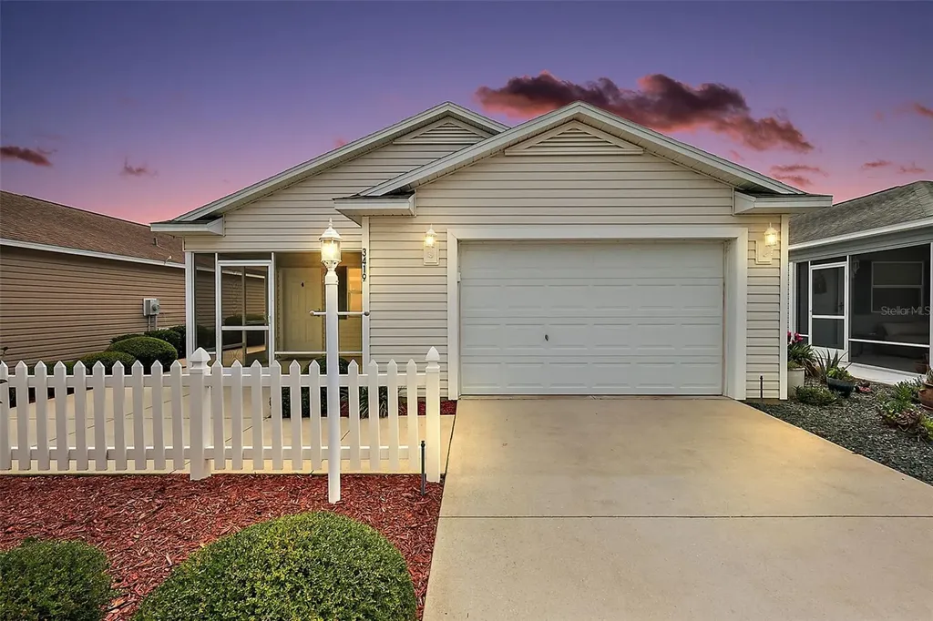 3419 Carrabelle Court The Villages FL 32163