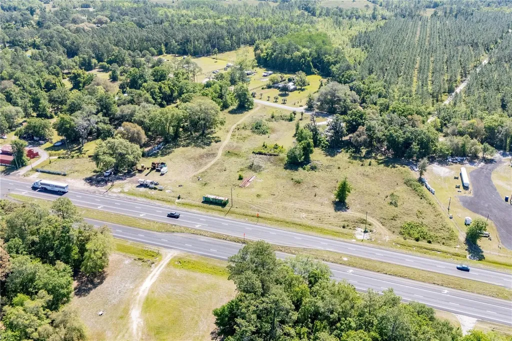 9627 Us Highway 301 Highway N Hampton FL 32044