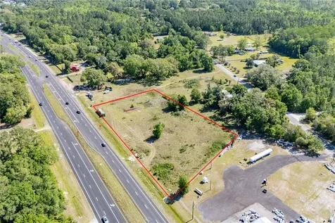 9627 Us Highway 301 Highway N Hampton FL 32044