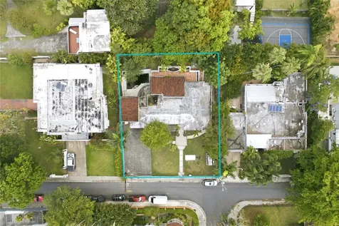 2 Calle J Guaynabo PR 00966