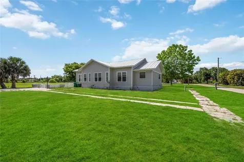 815 Solona Loop Punta Gorda FL 33950