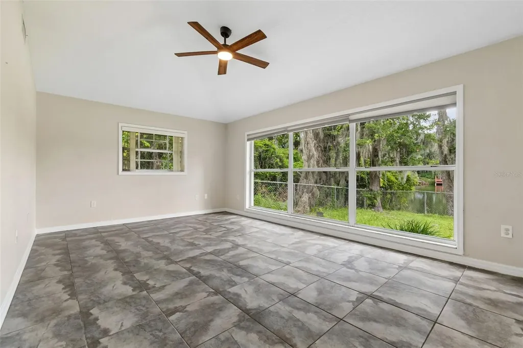 95 Woodside Drive Lakeland FL 33813