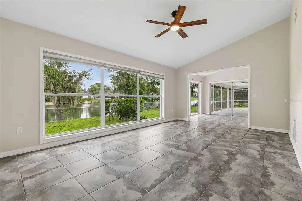 95 Woodside Drive Lakeland FL 33813