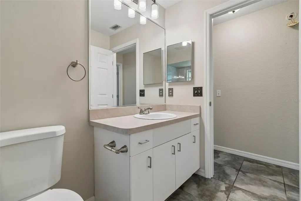 95 Woodside Drive Lakeland FL 33813