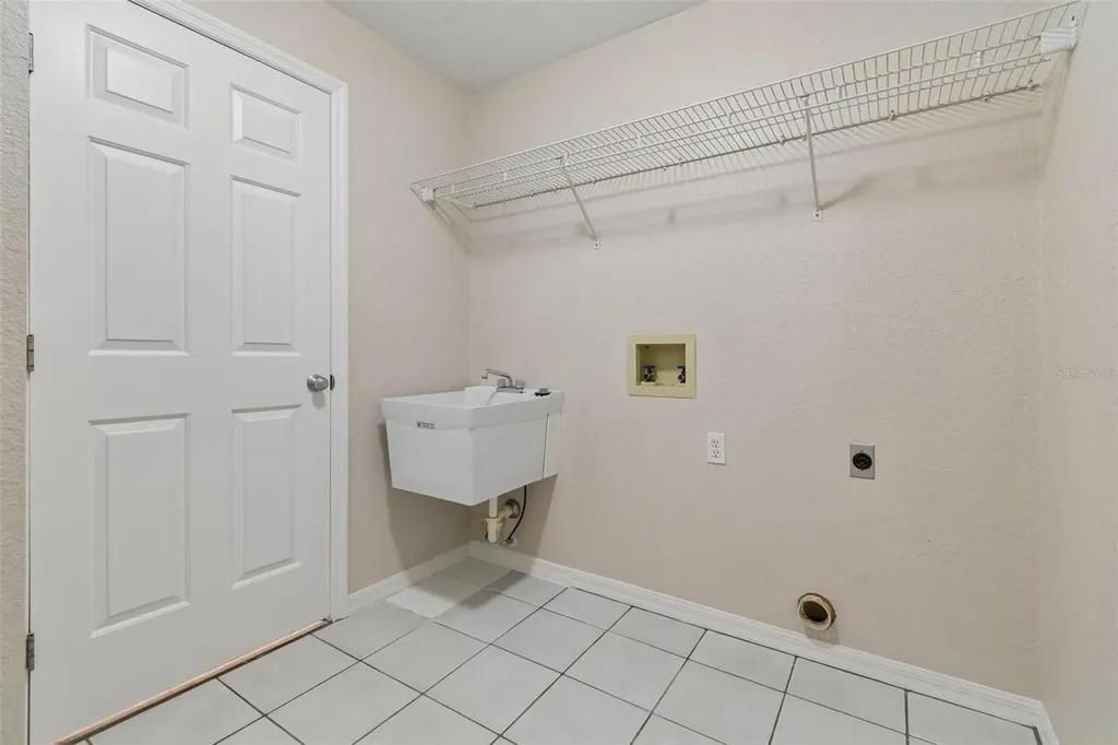 95 Woodside Drive Lakeland FL 33813