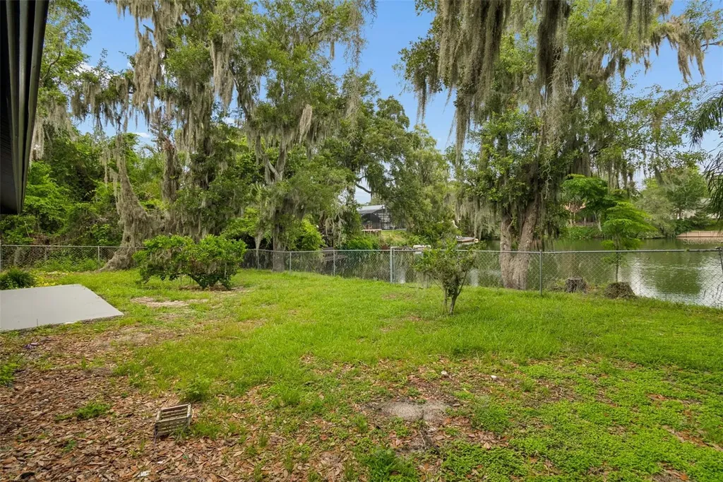 95 Woodside Drive Lakeland FL 33813