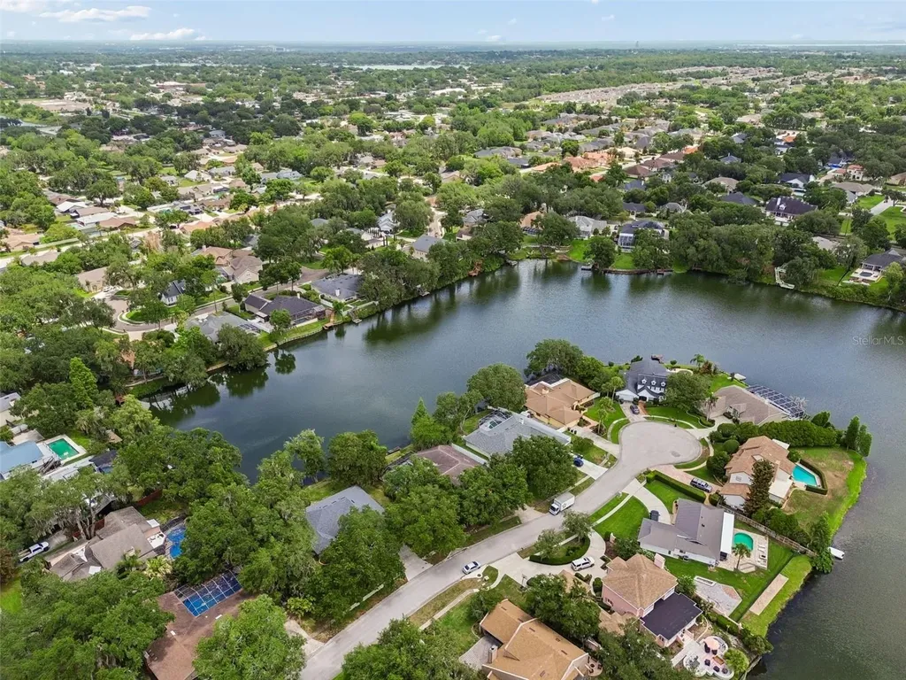 95 Woodside Drive Lakeland FL 33813