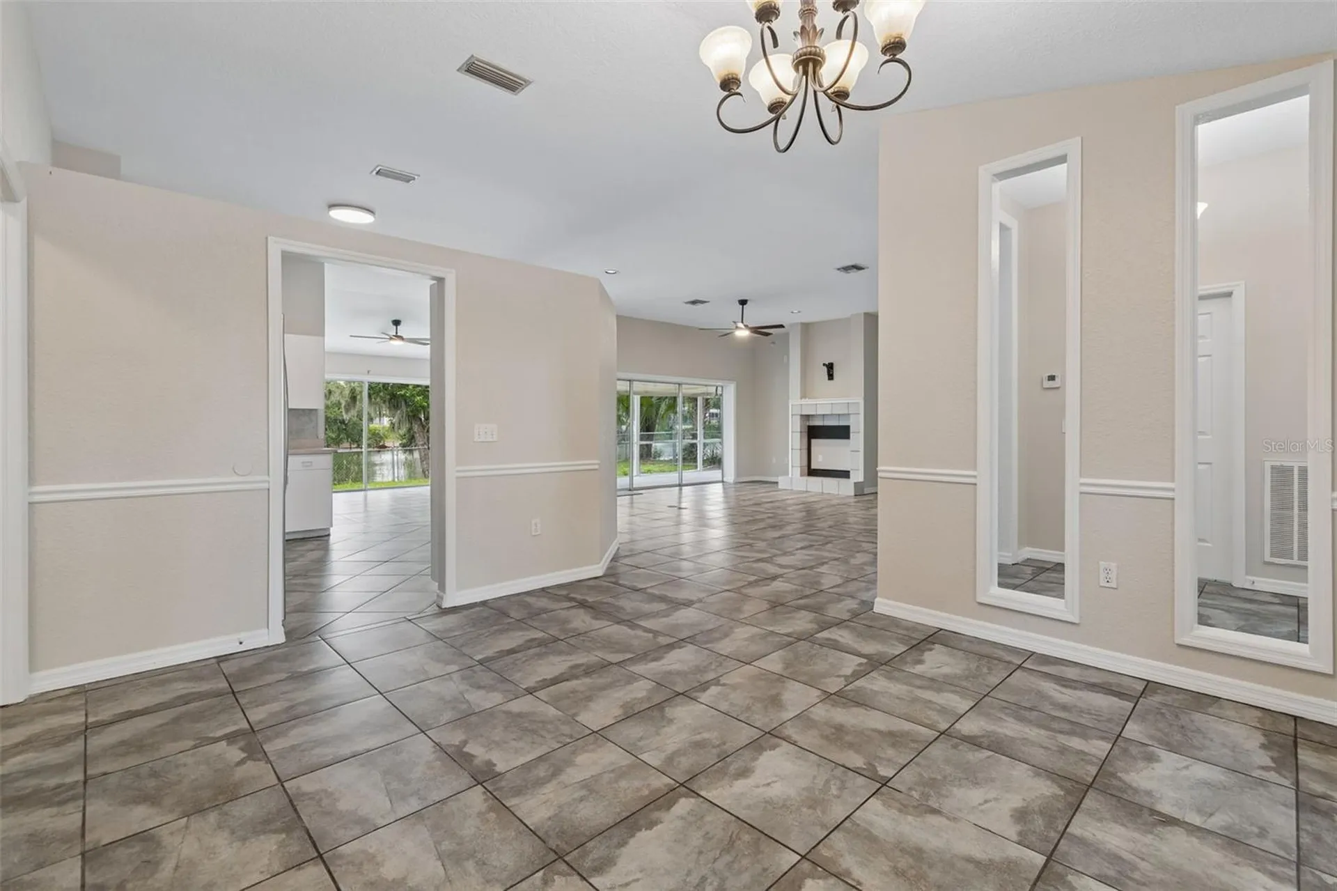 95 Woodside Drive Lakeland FL 33813