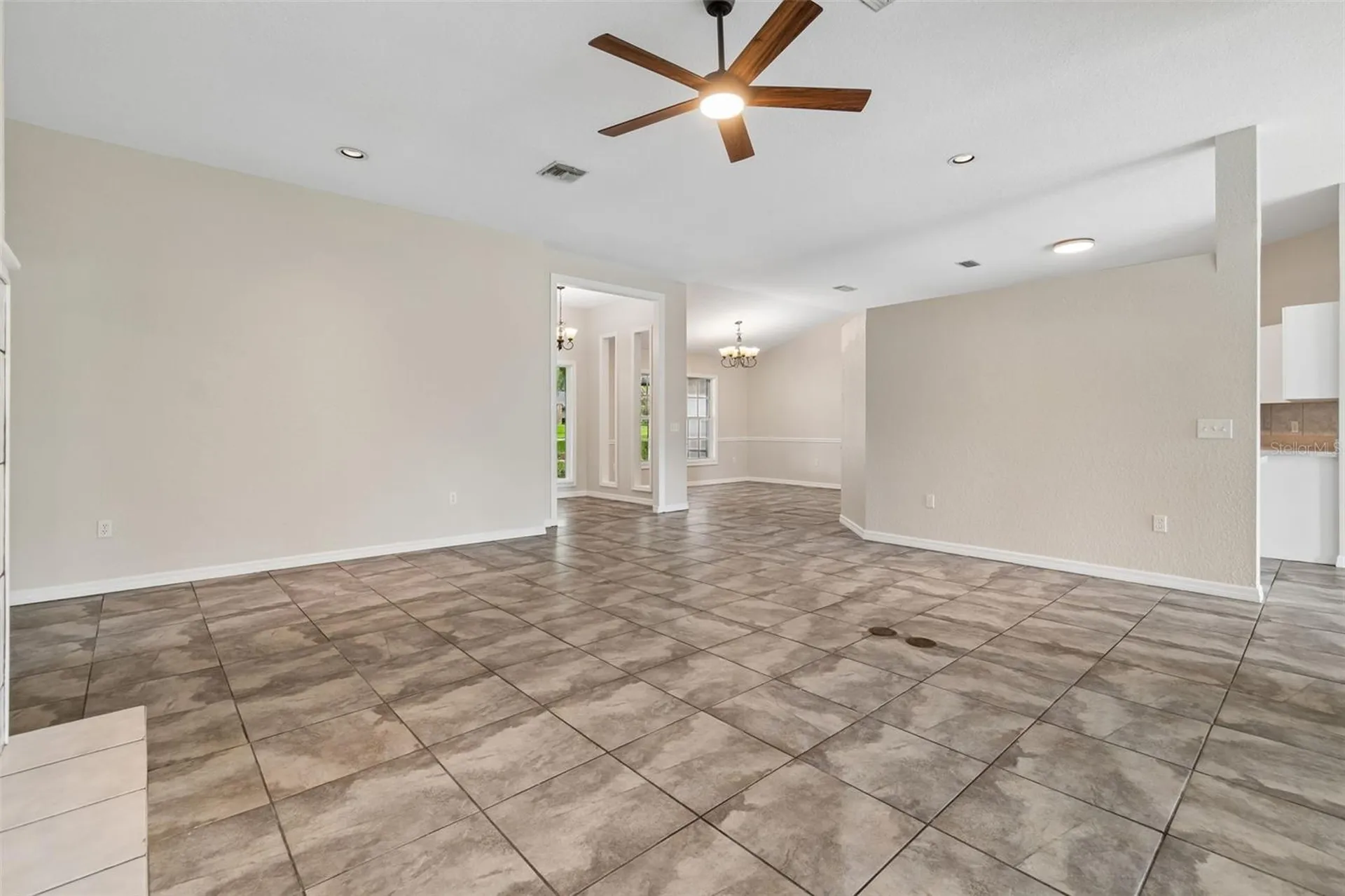 95 Woodside Drive Lakeland FL 33813