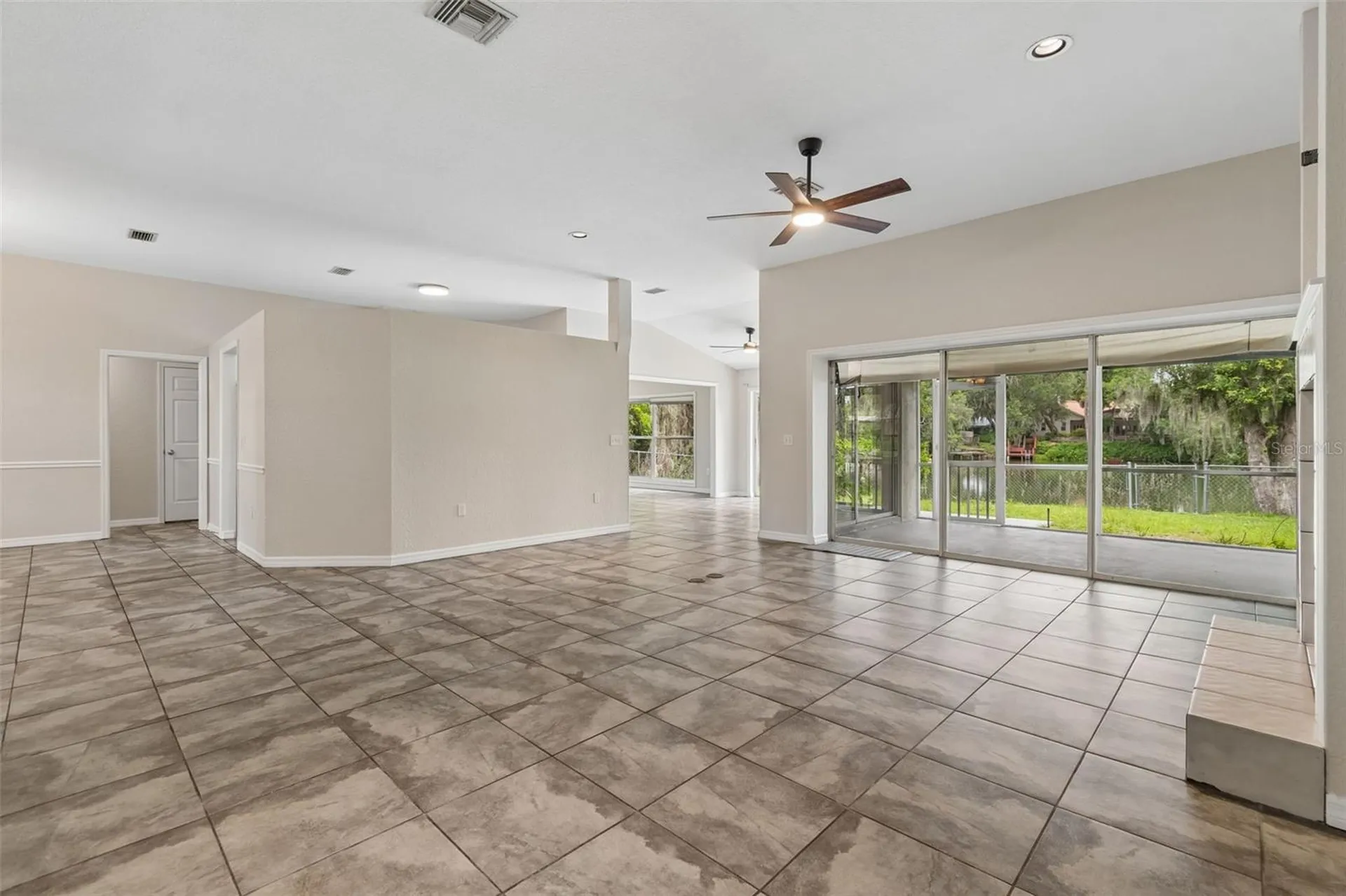 95 Woodside Drive Lakeland FL 33813