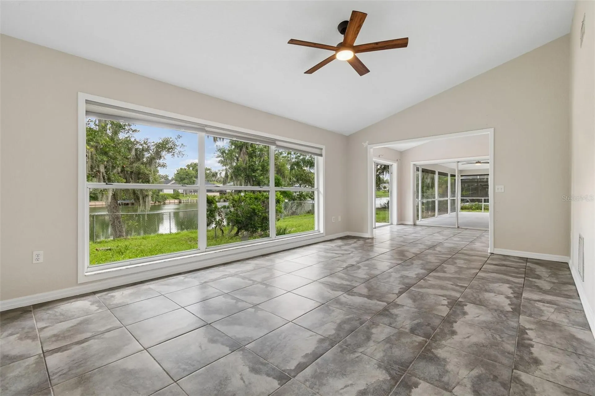 95 Woodside Drive Lakeland FL 33813