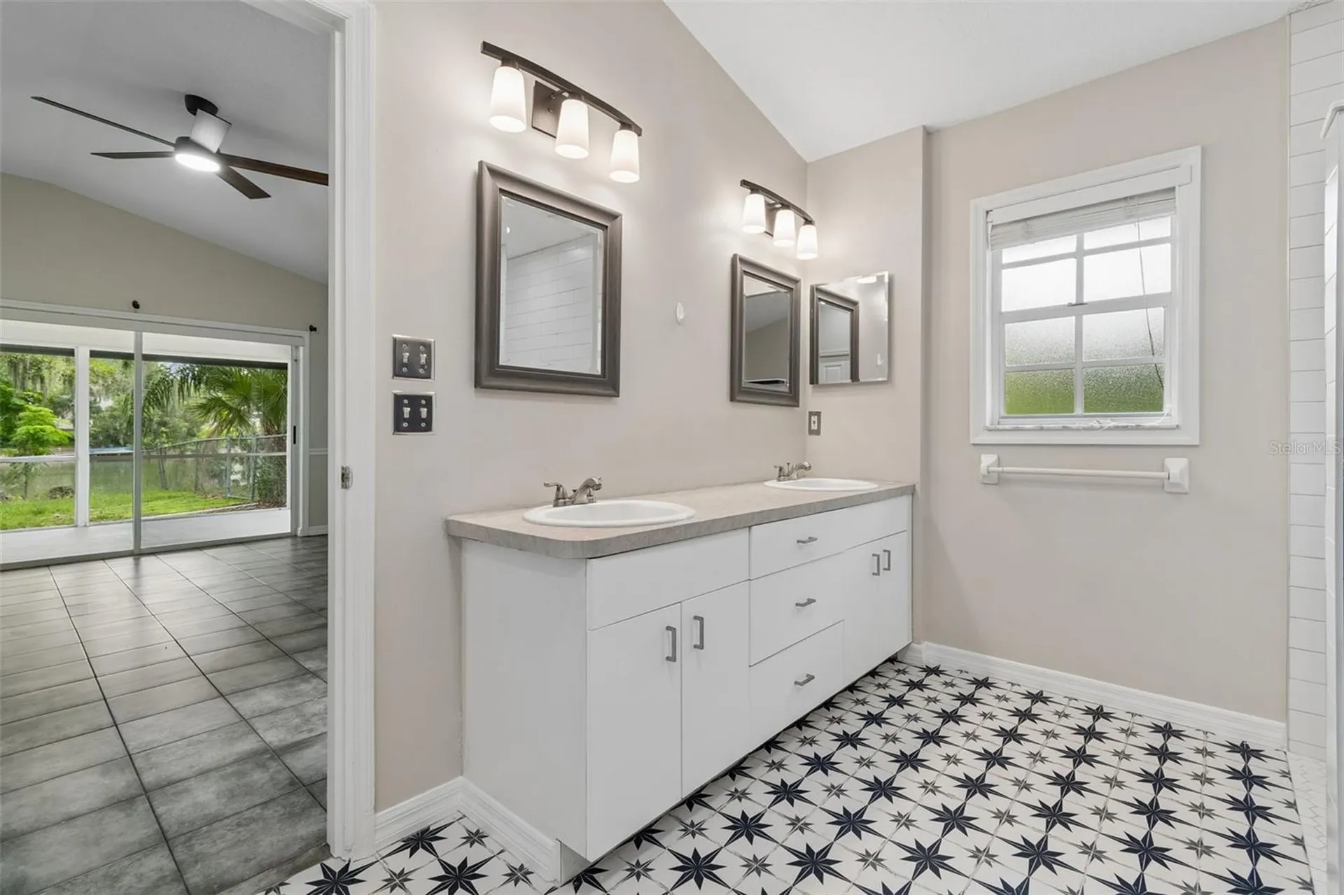 95 Woodside Drive Lakeland FL 33813