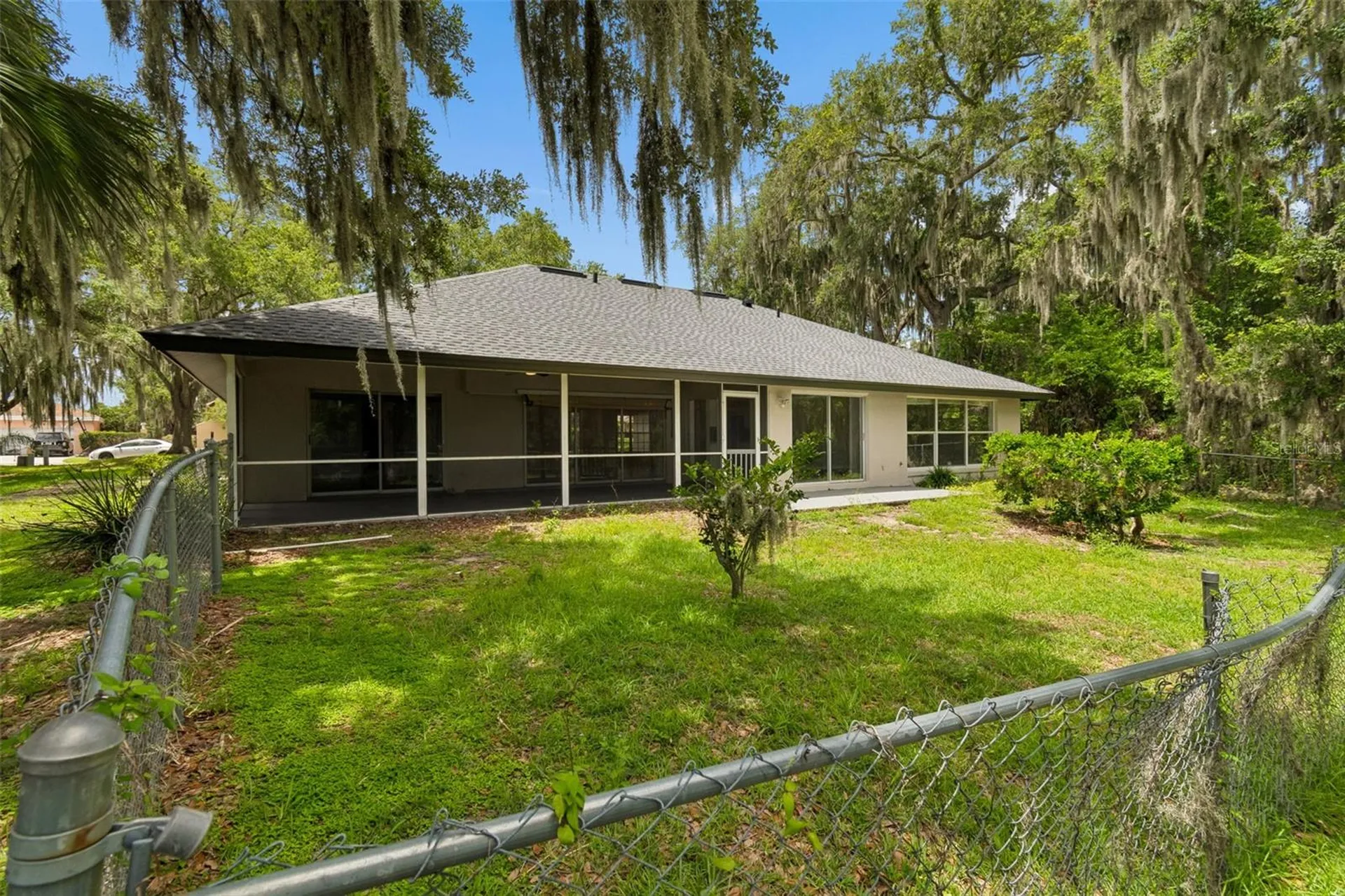 95 Woodside Drive Lakeland FL 33813