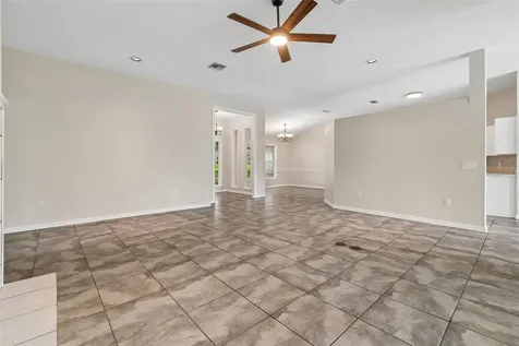95 Woodside Drive Lakeland FL 33813