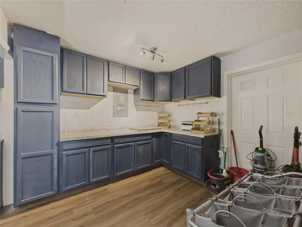 4627 Canary Street Orlando FL 32812