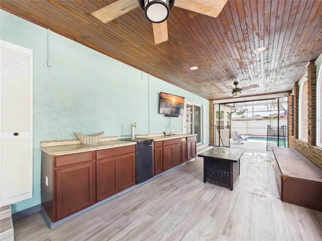4627 Canary Street Orlando FL 32812