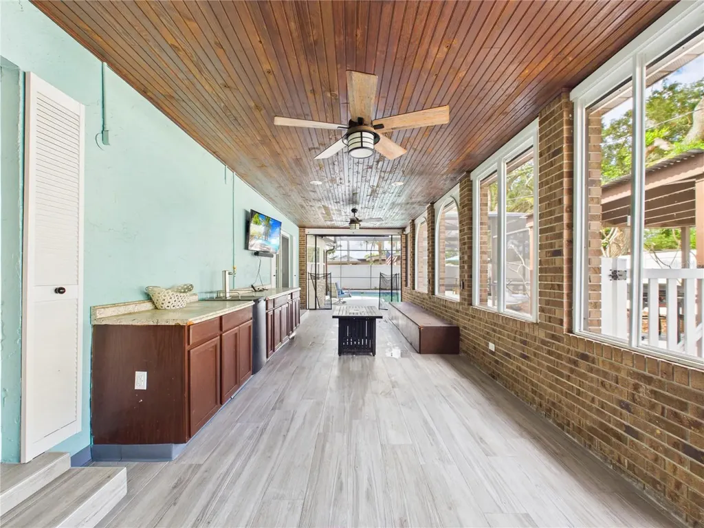 4627 Canary Street Orlando FL 32812