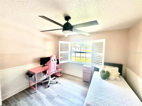 4627 Canary Street Orlando FL 32812