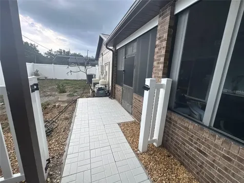 4627 Canary Street Orlando FL 32812