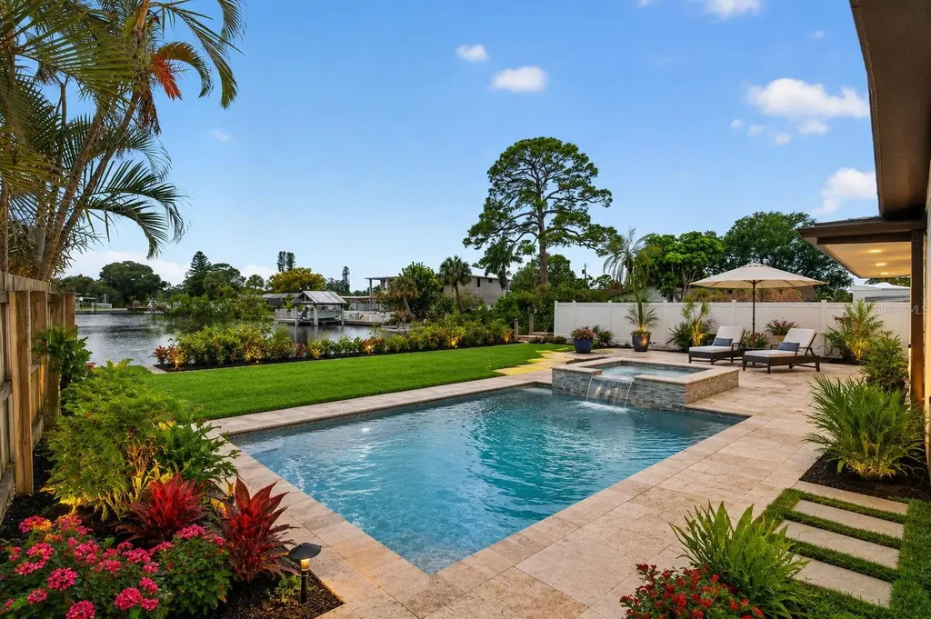4800 Venetian Boulevard NE St Petersburg FL 33703