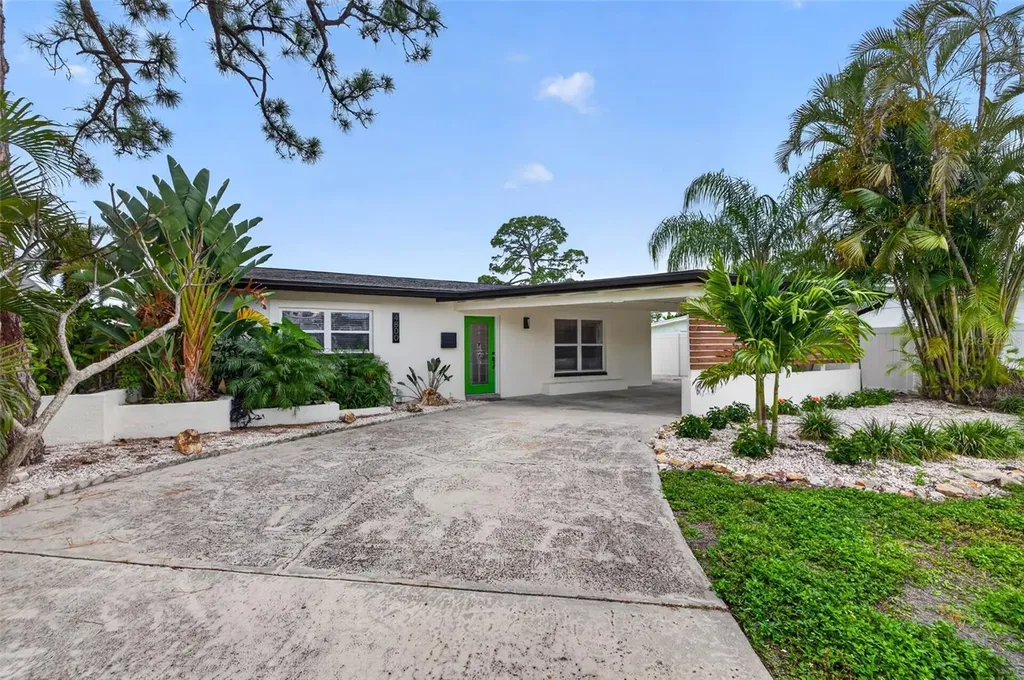 4800 Venetian Boulevard NE St Petersburg FL 33703