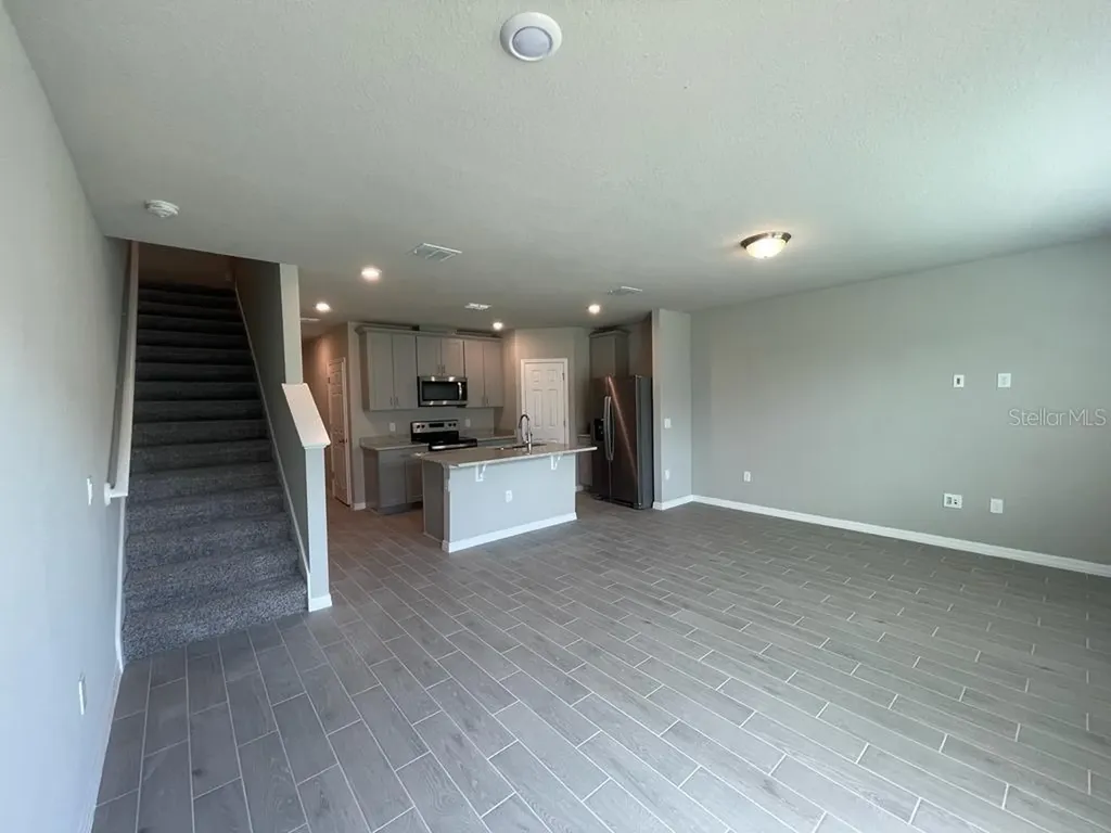513 Legacy Loop Davenport FL 33896