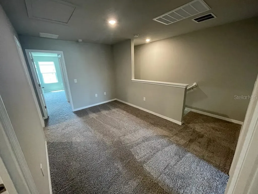 513 Legacy Loop Davenport FL 33896