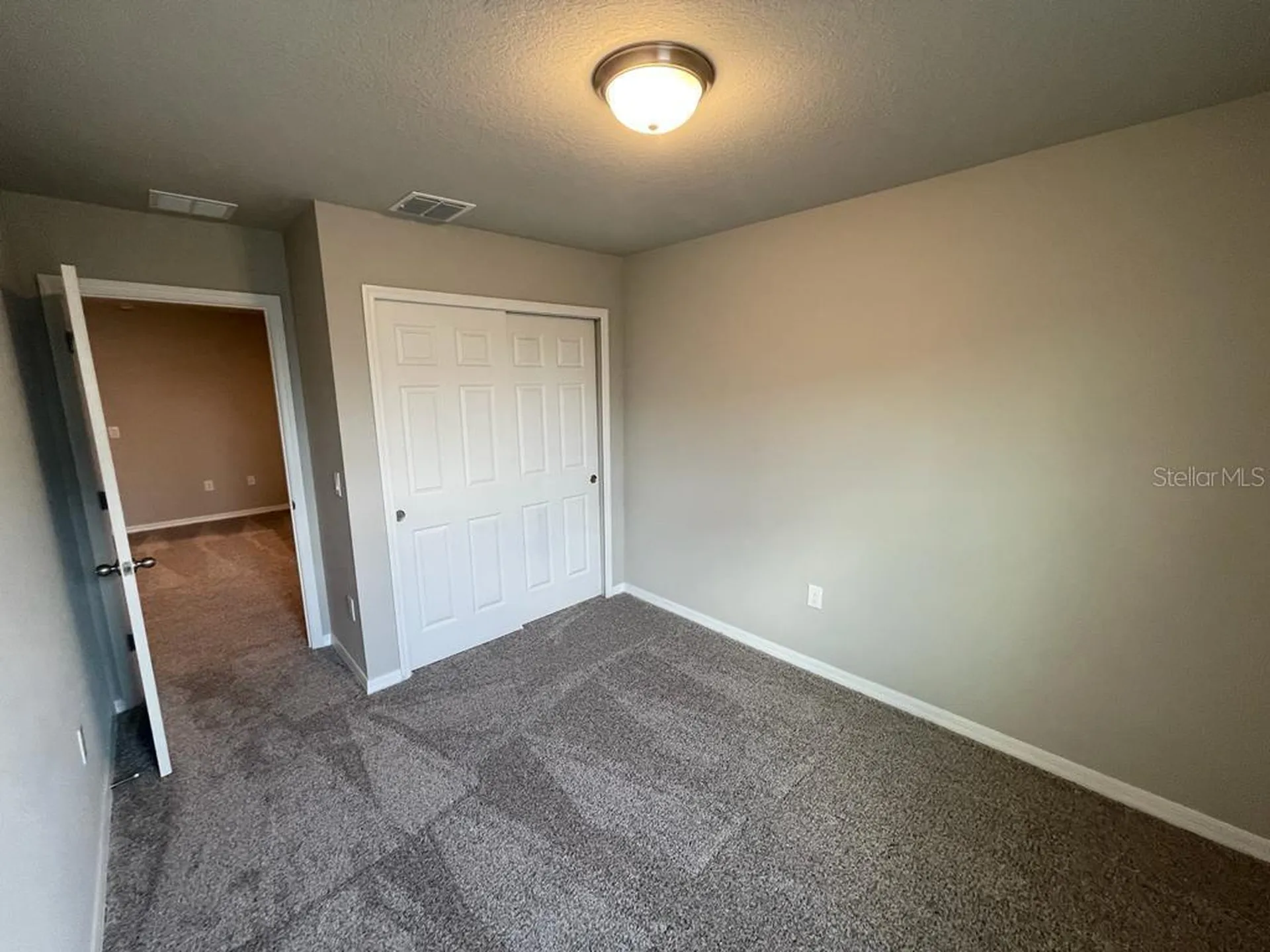 513 Legacy Loop Davenport FL 33896