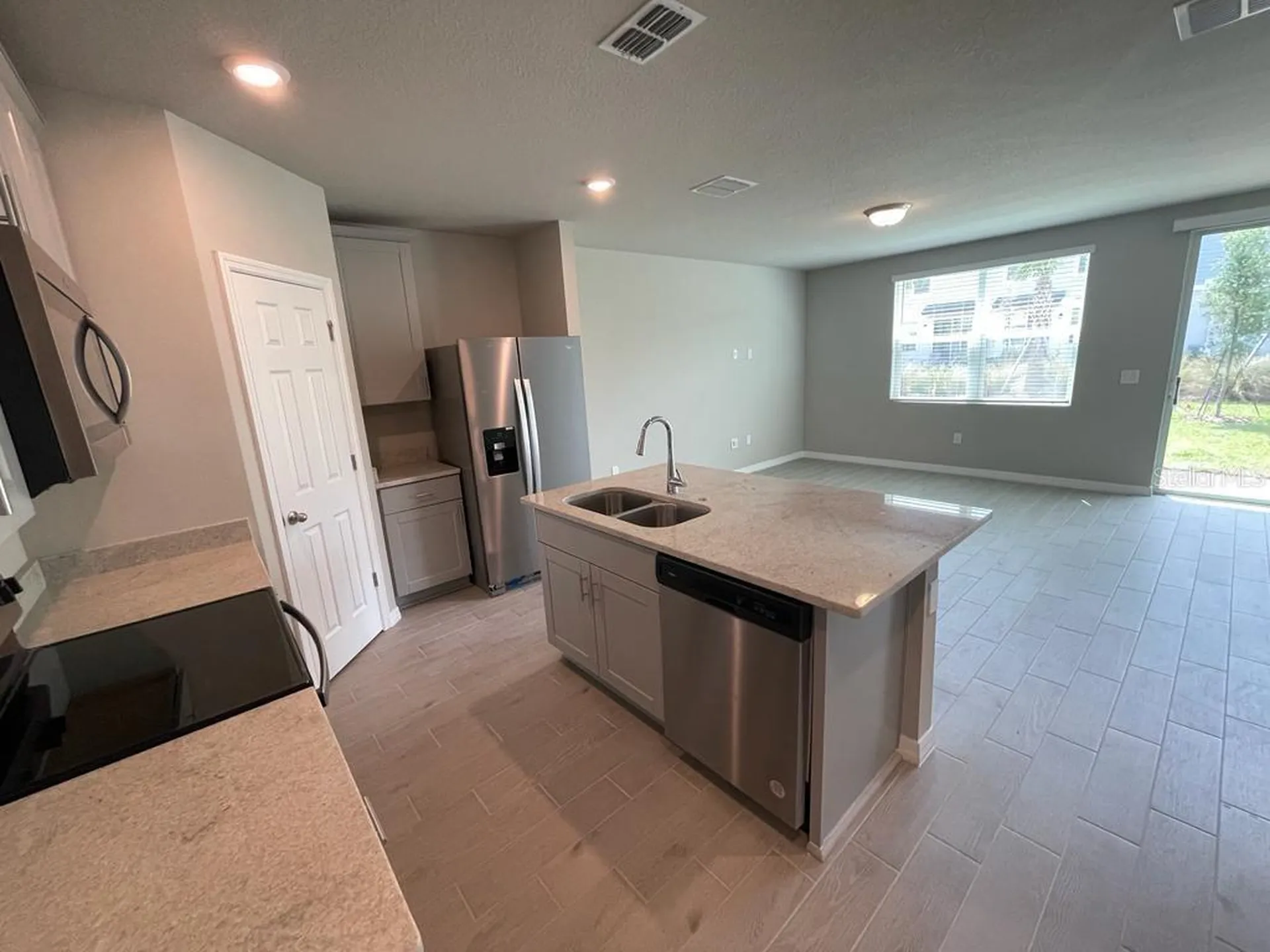 513 Legacy Loop Davenport FL 33896