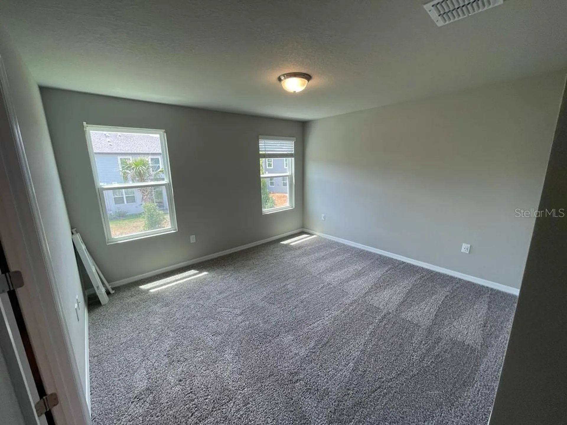 513 Legacy Loop Davenport FL 33896