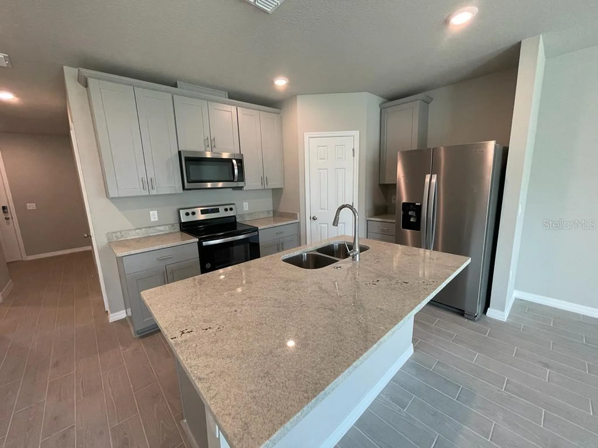 513 Legacy Loop Davenport FL 33896