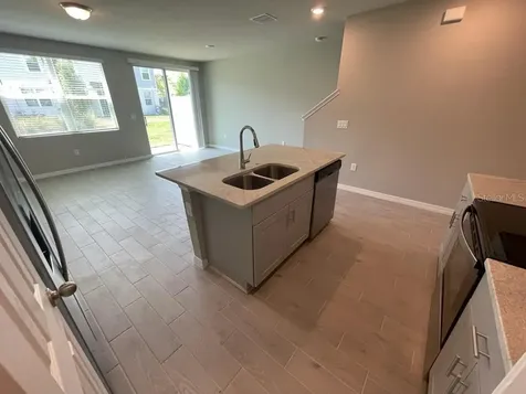 513 Legacy Loop Davenport FL 33896