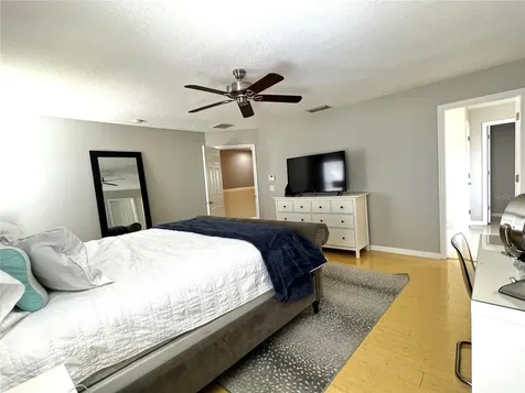 8848 Cameron Crest Drive Tampa FL 33626
