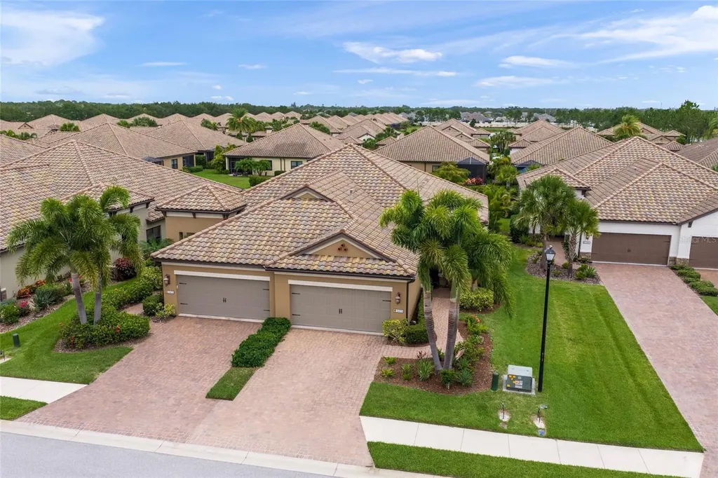 6479 Positano Court Sarasota FL 34243