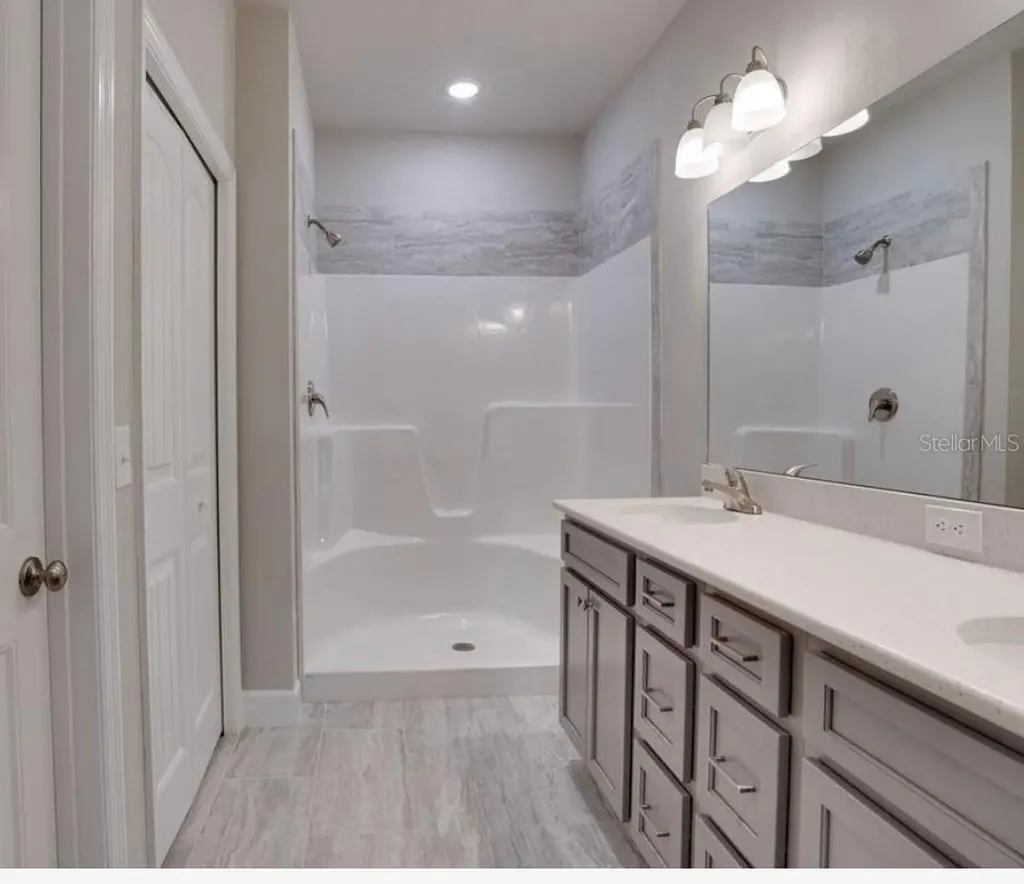 24339 SW 18th Lane Newberry FL 32669