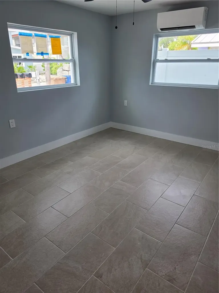 145 131st Avenue E St Petersburg FL 33708