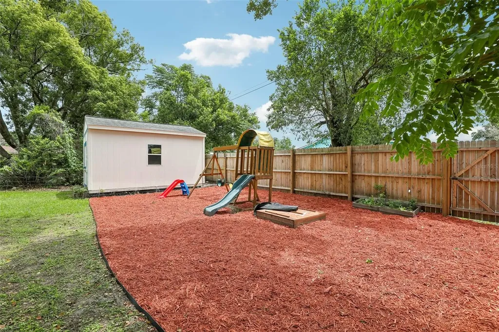 3707 March Avenue Orlando FL 32806
