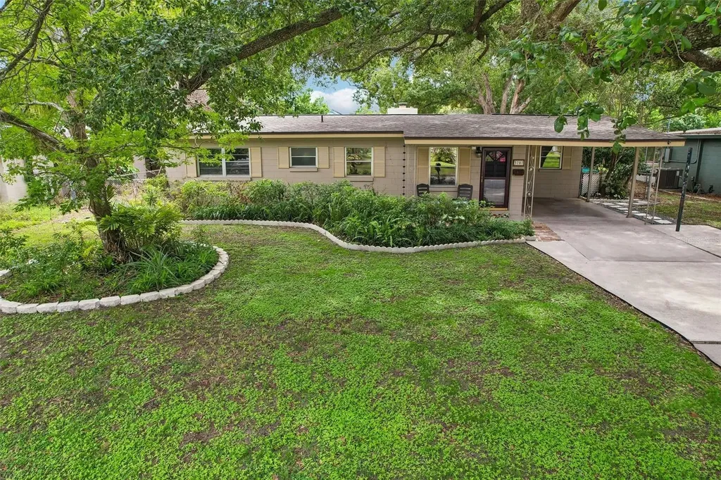 3707 March Avenue Orlando FL 32806
