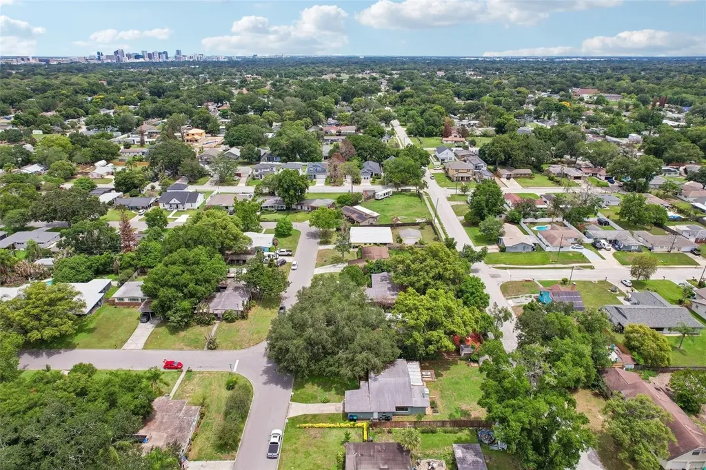 3707 March Avenue Orlando FL 32806