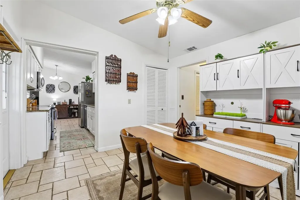 3707 March Avenue Orlando FL 32806