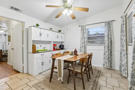3707 March Avenue Orlando FL 32806
