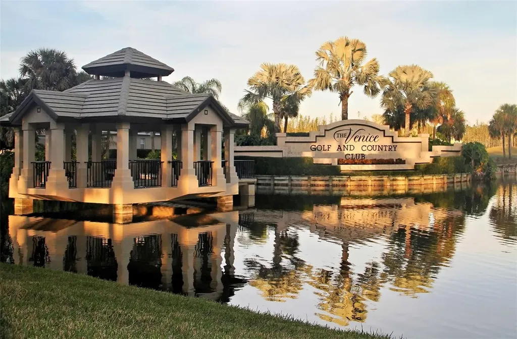 311 Wild Pine Way Venice FL 34292