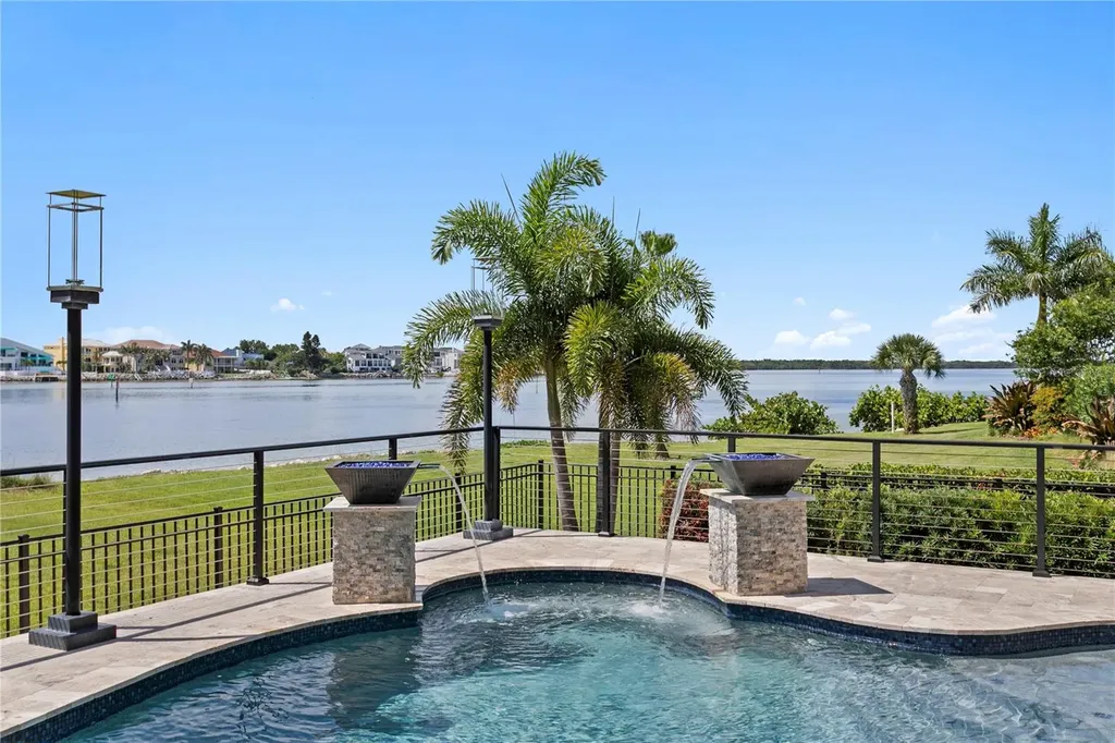 1317 Jumana Loop Apollo Beach FL 33572