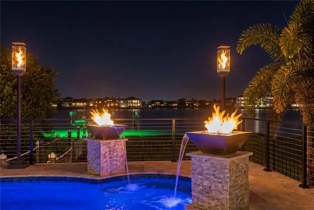 1317 Jumana Loop Apollo Beach FL 33572