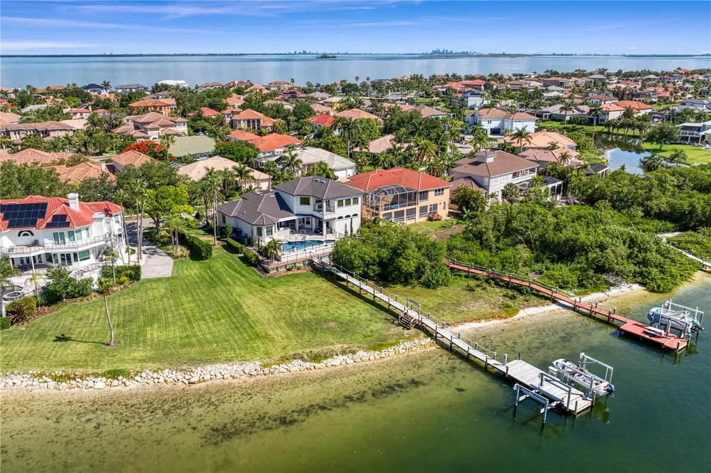 1317 Jumana Loop Apollo Beach FL 33572