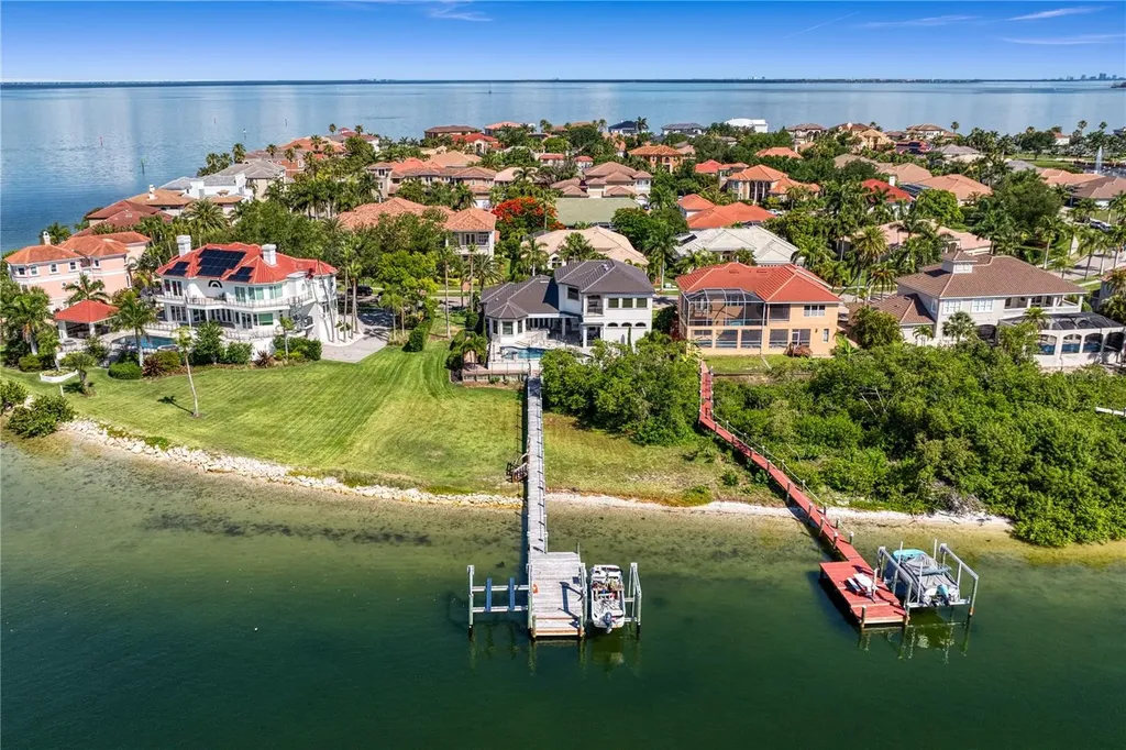 1317 Jumana Loop Apollo Beach FL 33572