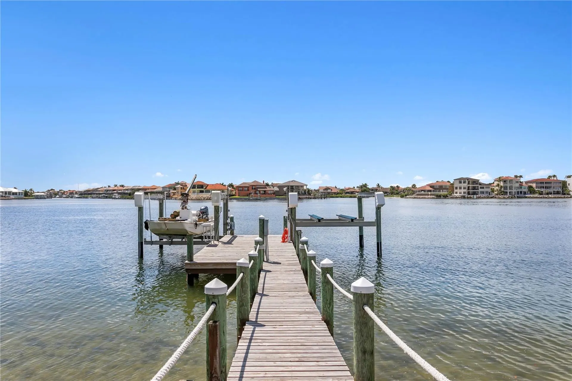 1317 Jumana Loop Apollo Beach FL 33572