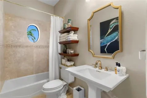 1317 Jumana Loop Apollo Beach FL 33572